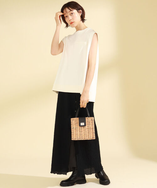 Ray BEAMS(レイビームス)の「Ray BEAMS / シャーリング スリット スカート(スカート・レディース・ブルー/ブラック・1/0)」の14枚目の写真