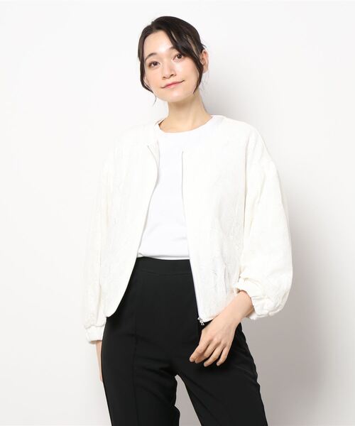 Te chichi(テチチ)の「ボリュームスリーブブルゾン(ブルゾン・レディース・ベージュ/オフホワイト/チャコール・フリ-)」の9枚目の写真