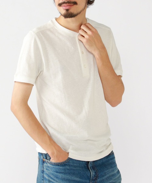 BEAMS PLUS（ビームスプラス）の「BEAMS PLUS / リネン コットン ヘンリーネック Tシャツ（Tシャツ/カットソー・メンズ・チャコールグレー/オフホワイト/ネイビー/サックスブルー・X-LARGE/SMALL/LARGE/MEDIUM）」の2枚目の写真