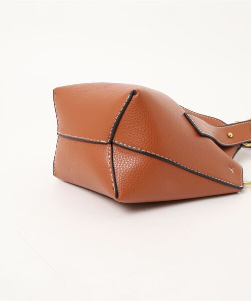 ammy.（エイミードット）の「【 ammy. / エイミードット 】 2way ワンベルト バケツ型 ショルダーバッグ / ハンドバッグ（ハンドバッグ・レディース・ホワイト/ブラック/ブラウン/モカ/キャメル/ベージュ/アイボリー・FREE）」の12枚目の写真