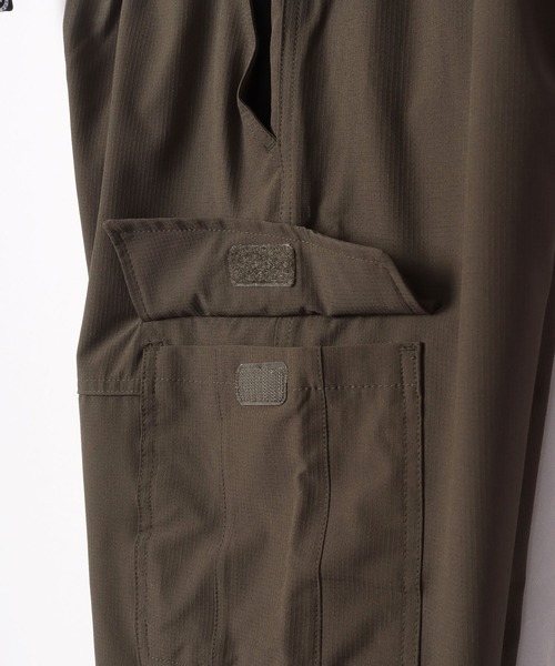 OUTDOOR PRODUCTS APPAREL(アウトドアプロダクツアパレル)の「OUTDOOR ストレッチ ドライ ポリリップ カーゴ クライミング 7分丈 パンツ(カーゴパンツ・メンズ・ブラック/ネイビー/カーキ/杢グレー/グレイッシュベージュ・LL/M/L)」の11枚目の写真