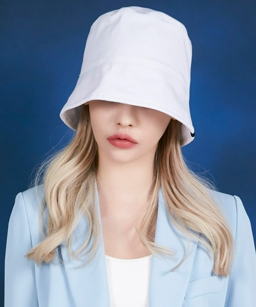 セール】VARZAR(バザール)/Label drop over fit bucket hat