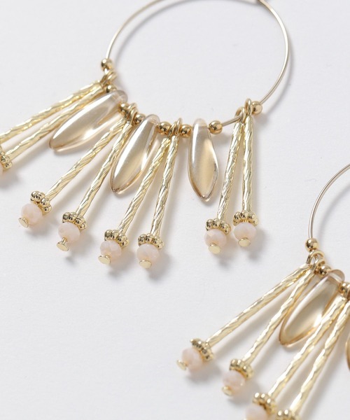 Andemiu（アンデミュウ）の「【中野綾香さんコラボ】チャームフープピアス299108（ピアス（両耳用）・レディース・ブラウン/オレンジ・FREE）」の4枚目の写真