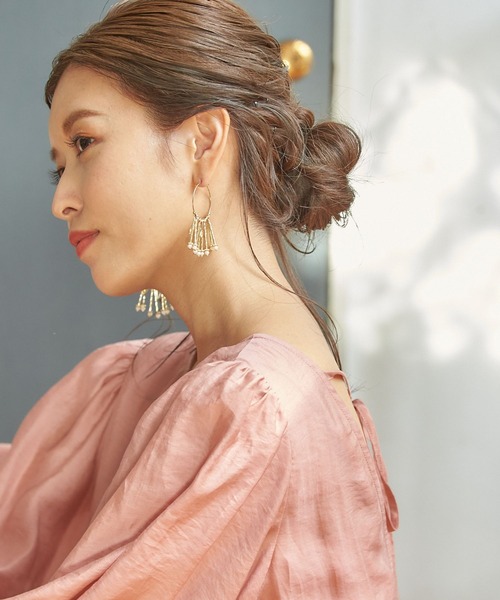 Andemiu（アンデミュウ）の「【中野綾香さんコラボ】チャームフープピアス299108（ピアス（両耳用）・レディース・ブラウン/オレンジ・FREE）」の11枚目の写真