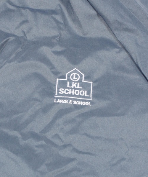 LAKOLE(ラコレ)の「【SCHOOL】バイカラーレインコート / 260794(レインコート/ポンチョ・キッズ・ベージュ/ネイビー/グレー・MEDIUM/LARGE)」の6枚目の写真