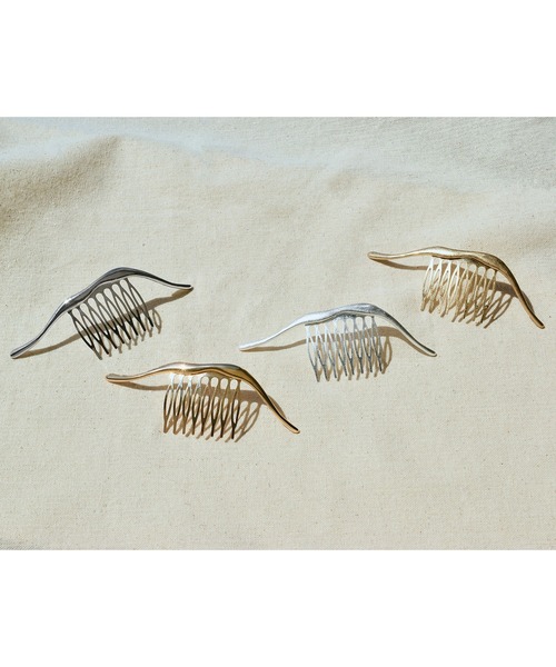 GOLDY（ゴールディ）の「ニュアンス ロング ライン メタル コーム（その他ヘアアクセサリー・レディース・シルバー/ゴールド/シルバー系その他/ゴールド系その他・FREE）」の9枚目の写真