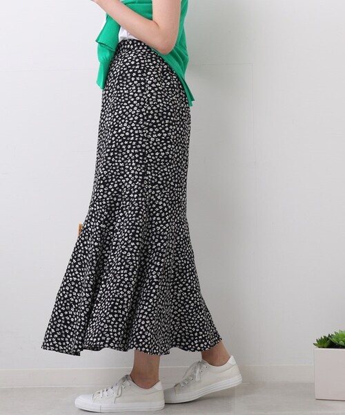 DRESKIP（ドレスキップ）の「◆花柄マーメイドスカート（スカート・レディース・ホワイト系3/ブラック系/オレンジ系その他2・02/03/04）」の21枚目の写真