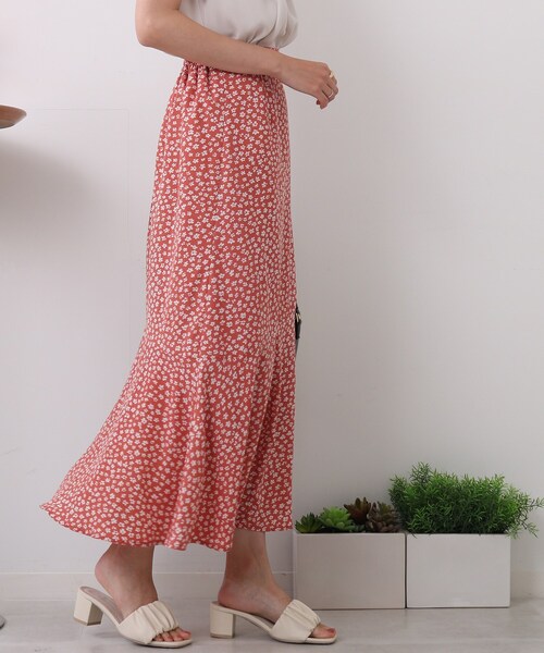 DRESKIP（ドレスキップ）の「◆花柄マーメイドスカート（スカート・レディース・ホワイト系3/ブラック系/オレンジ系その他2・02/03/04）」の9枚目の写真