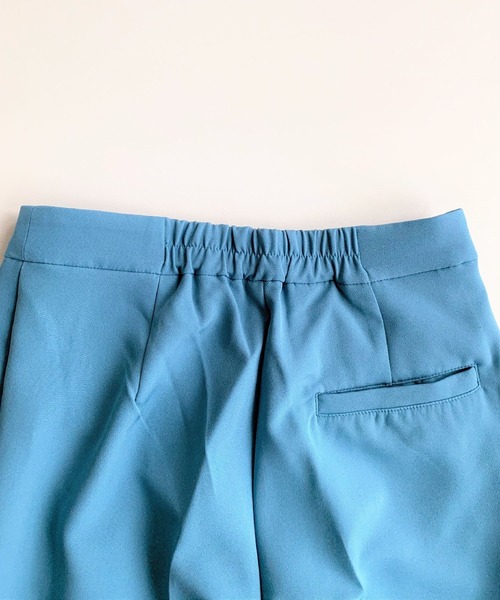 Q（キュー）の「センタープレスストレートパンツ（その他パンツ・レディース・ライトグレー/ピンク/ブルー・MEDIUM）」の9枚目の写真