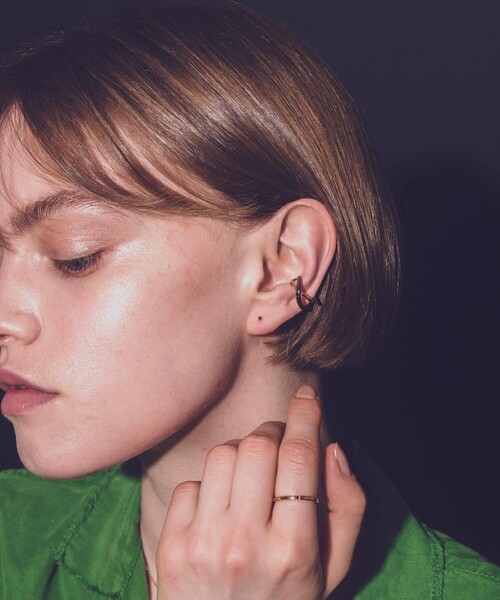 and cloud（アンドクラウド）の「Nocturnal Earcuff（イヤーカフ・レディース・シルバー系その他/ゴールド系その他・FREE）」の11枚目の写真
