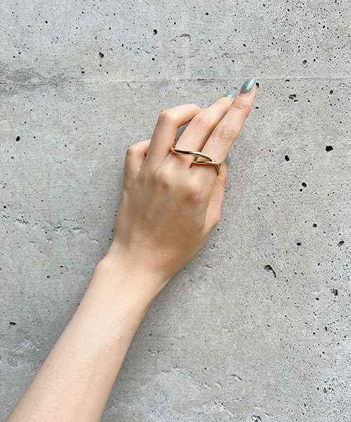 VENCEEXCHANGE（ヴァンスエクスチェンジ）の「ボリュームリング（リング・レディース・Silver/GOLD/コーラル/その他31・FREE）」の17枚目の写真