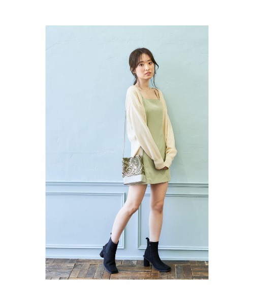 Mafmof（マフモフ）の「Mafmof(マフモフ)変形ヒールサイドゴアショートブーツ（ブーツ・レディース・ブラック/ブラック系その他/ホワイト・M/L/LL/S）」の4枚目の写真