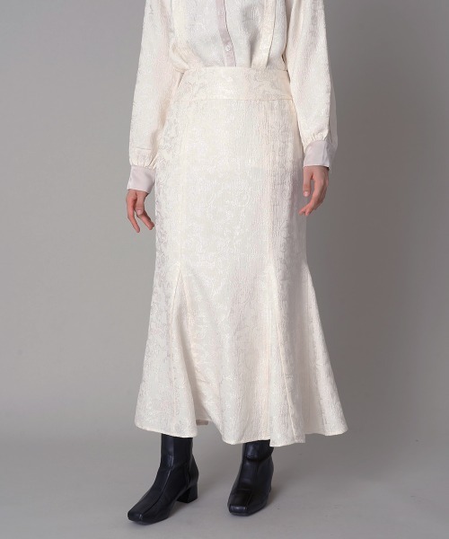 A de a.v.v（アードアー・ヴェ・ヴェ）の「［SET UP対応］ジャガード柄マーメイドサテンスカート（スカート・レディース・ブラック/アイボリー・MEDIUM/LARGE/SMALL/36/38/40）」の2枚目の写真