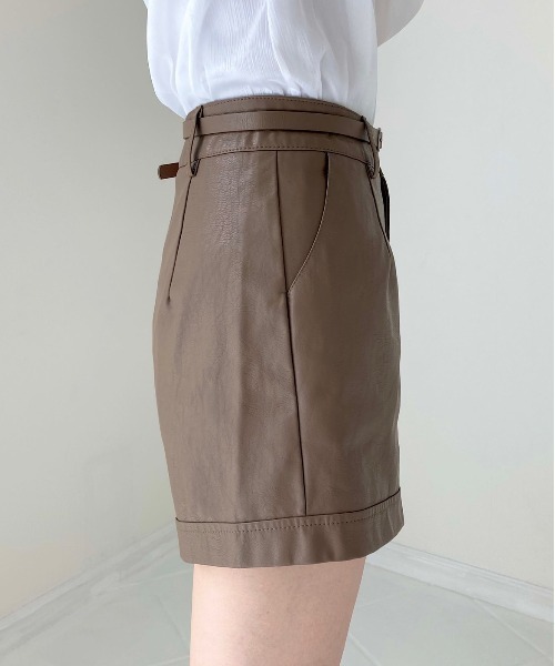 titty＆Co. PETIT（ティティアンドコープティ）の「【titty&Co.PETIT】フェイクレザーショーパン（その他パンツ・レディース・ブラック/モカ・SMALL/MEDIUM）」の12枚目の写真