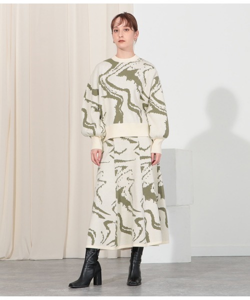 Settimissimo（セッティミッシモ）の「マーブルジャガードフレアニットスカート（スカート・レディース・オフホワイト/サックスブルー・FREE）」の5枚目の写真