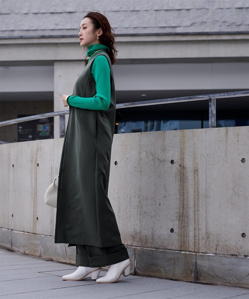 UR'S（ユアーズ）の「Vネックロングジレ/ジャンパースカート（ベスト