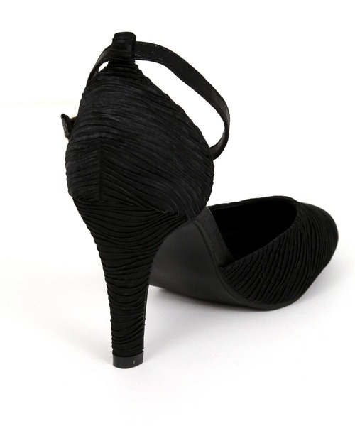Retica（レティカ）の「[CLOSED] 結婚式パンプス プリーツシワ加工デザインワンカラーパンプス (8.5cmヒール)（パンプス・レディース・ベージュ/ブラック・23.0cm/24.0cm/22.5cm/23.5cm/24.5cm/25.5cm/25.0cm）」の8枚目の写真