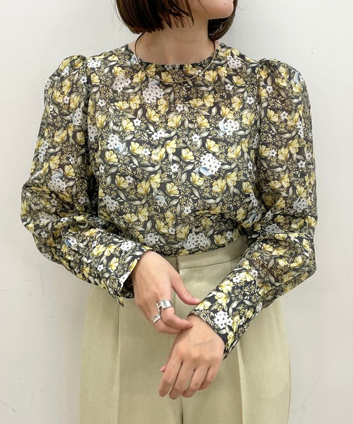 Omekashi（オメカシ）の「【オケージョンにも対応◎】パフショルダーブラウス（シャツ/ブラウス・レディース・イエロー/ブラック/オフホワイト・FREE）」の15枚目の写真