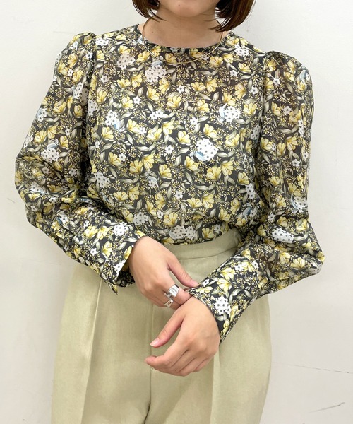 Omekashi（オメカシ）の「【オケージョンにも対応◎】パフショルダーブラウス（シャツ/ブラウス・レディース・イエロー/ブラック/オフホワイト・FREE）」の16枚目の写真