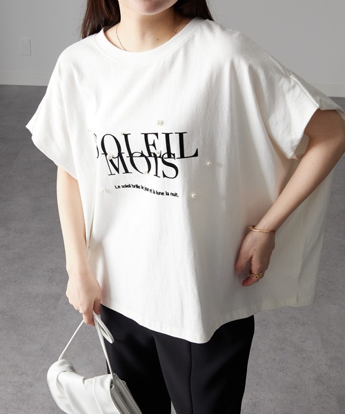 パール調ビジュー付フロッキープリントＴシャツ セール】パール調ビジュー付フロッキープリントTシャツ（T