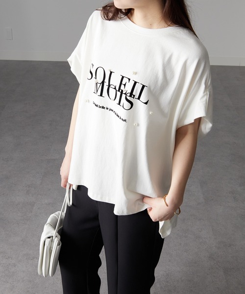 パール調ビジュー付フロッキープリントＴシャツ セール】パール調ビジュー付フロッキープリントTシャツ（T