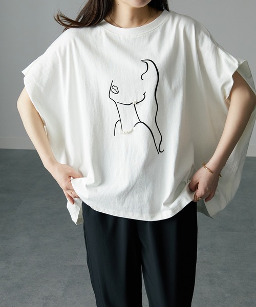 パール調ビジュー付フロッキープリントTシャツ（Tシャツ