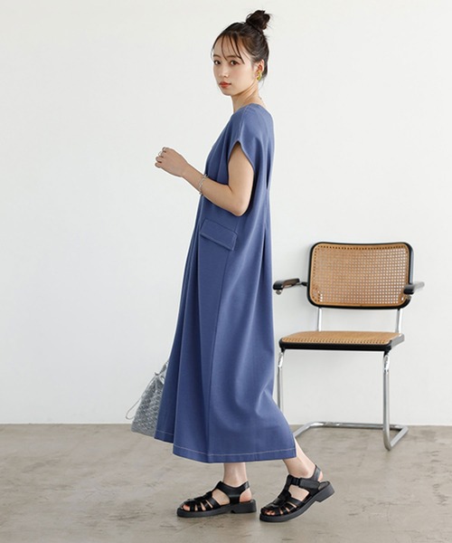 GeeRA(ジーラ)の「バイカラーステッチバックオープンワンピース(ワンピース・レディース・ブラック/ブルー/グレー・MEDIUM/LARGE)」の15枚目の写真