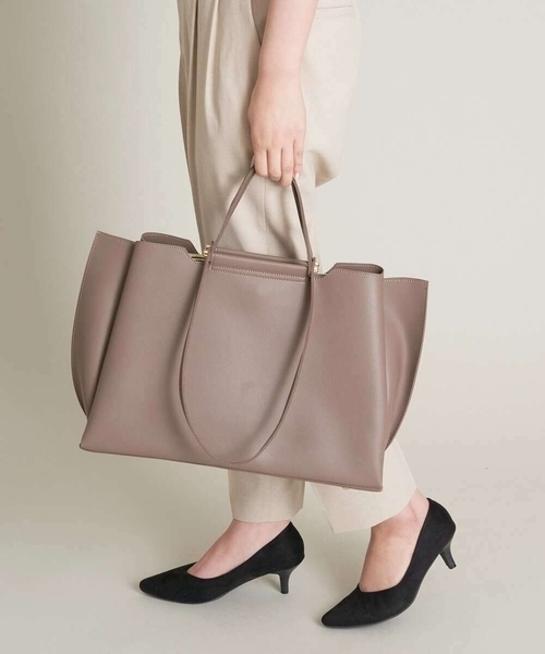 a.v.v(アーヴェヴェ)の「【通勤・通学におすすめ】A4収納/2WAYダブルハンドルトート(トートバッグ・レディース・ライトグレー/ブラック/モカ・38)」の1枚目の写真