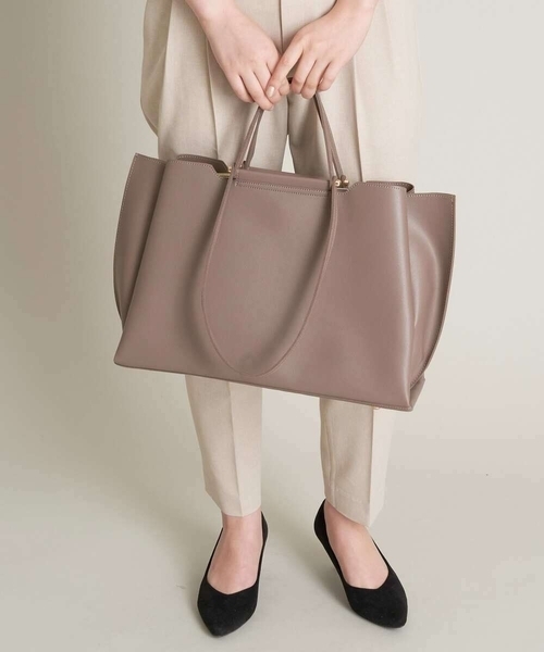 a.v.v(アーヴェヴェ)の「【通勤・通学におすすめ】A4収納/2WAYダブルハンドルトート(トートバッグ・レディース・ライトグレー/ブラック/モカ・38)」の6枚目の写真