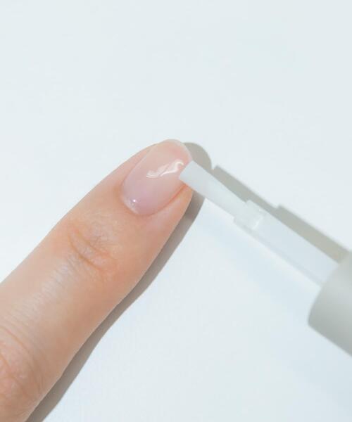 SMELLY（スメリー）の「peel off gel polish（その他ボディ・ヘアケア・レディース・ブロンズ/ホワイト系その他/グリーン系その他/ベージュ/イエロー/ラベンダー/ベージュ系その他/ブラック/ブラウン/クリア/ホワイト/シルバー/ダークブラウン/レッド系その他・-）」の13枚目の写真