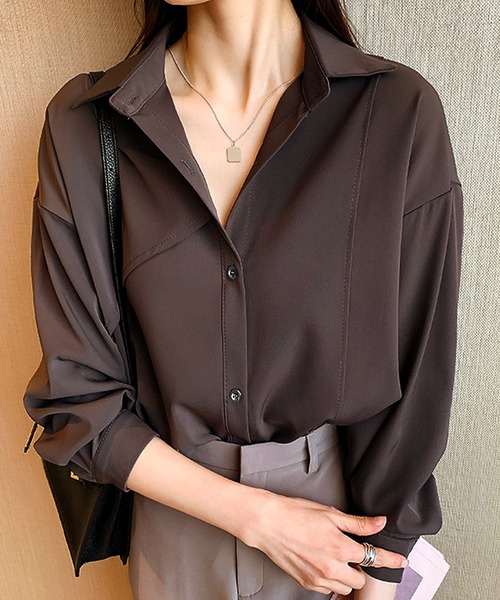 Amulet(アミュレット)の「オーバーサイズシンプルシャツ(シャツ/ブラウス・レディース・ベージュ/ホワイト/ブラウン・XL/L/M)」の3枚目の写真