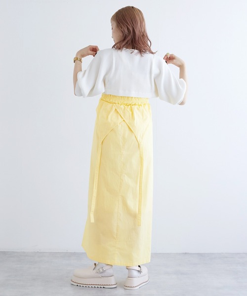 w closet（ダブルクローゼット）の「【マルチウェイ】ガーター風切替ワンピース（ワンピース・レディース・スミクロ/イエロー系/オフホワイト・FREE）」の15枚目の写真