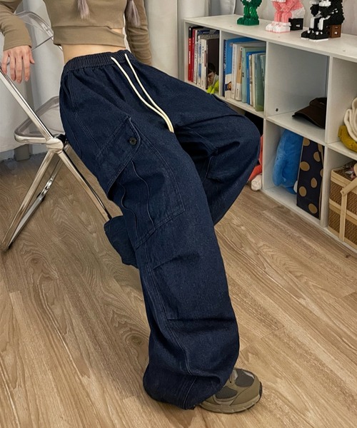 ARULE(アルール)の「『ARULE/アルール』ワイドデニムパンツ【Y】【CN】(デニムパンツ・メンズ・ブラック/インディゴブルー・XL)」の1枚目の写真