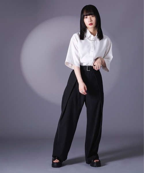 Ellno Loset(エルノロゼット)の「ベルトタックパンツ/セットアップ対応(その他パンツ・メンズ・アイボリー/ブラック/ネイビー・MEDIUM/LARGE/SMALL)」の7枚目の写真