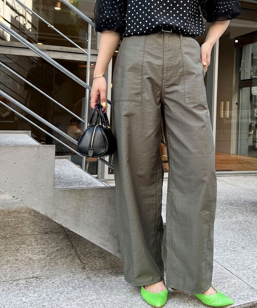 Rie Miller（リエミラー）の「◇【WEB限定】ハイウエストベイカーカーブパンツ（その他パンツ・レディース・オフホワイト/オリーブ・S/M/L/XS）」の14枚目の写真