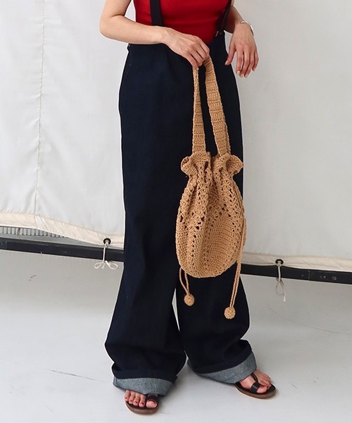 CREDONA(クレドナ)の「クロシェレース巾着Bag(トートバッグ・レディース・アイボリー/ベージュ・FREE)」の2枚目の写真