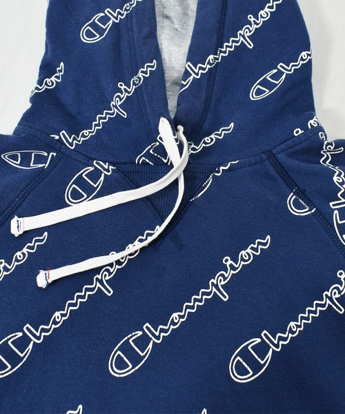 Champion（チャンピオン）の「【ヴィンテージ古着】Champion / チャンピオン ロゴ総柄 スウェットパーカー リバースタイプ（パーカー・メンズ・ネイビー・MEDIUM）」の3枚目の写真