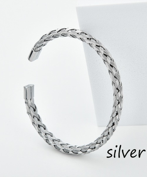 Coo+i（クーイ）の「編み込みデザインバングル（バングル/リストバンド・レディース・ブラック/シルバー/ゴールド・FREE）」の8枚目の写真