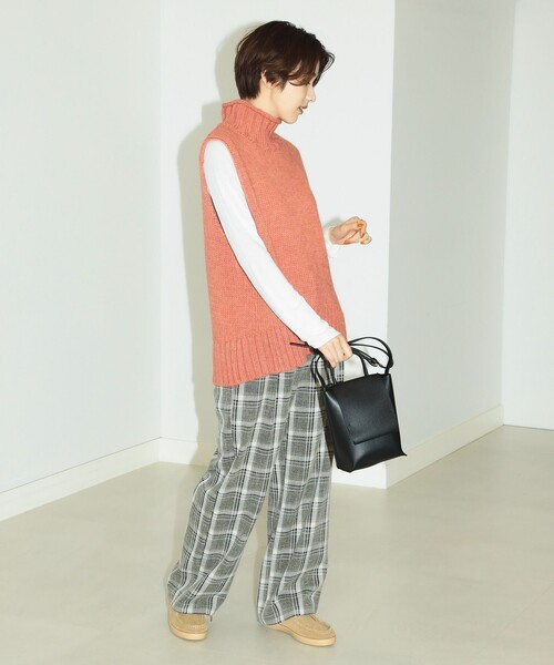 B:MING by BEAMS(ビーミングバイビームス)の「B:MING by BEAMS / エドワード ハイネック ニットベスト(ベスト・レディース・ダークネイビー/ブルー系その他/ベージュ/オレンジ・FREE)」の5枚目の写真