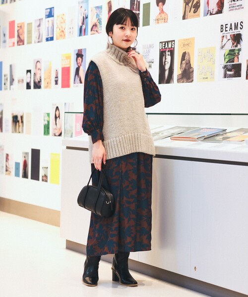 B:MING by BEAMS(ビーミングバイビームス)の「B:MING by BEAMS / エドワード ハイネック ニットベスト(ベスト・レディース・ダークネイビー/ブルー系その他/ベージュ/オレンジ・FREE)」の11枚目の写真
