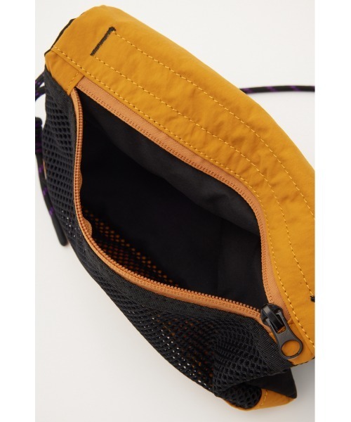 RODEO CROWNS WIDE BOWL（ロデオクラウンズワイドボウル）の「NYLON COLOR MULTI サコッシュ（ボディバッグ/ウエストポーチ・レディース・ブラック/ホワイト/オレンジ・FREE）」の20枚目の写真