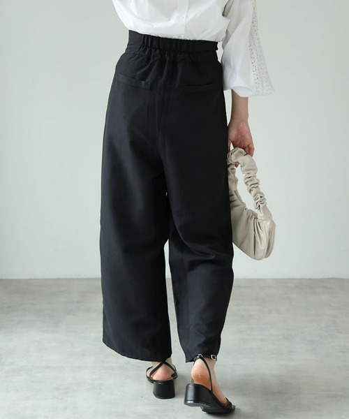 each（イーチ）の「2wayサロペワイドパンツ（サロペット/オーバーオール・レディース・ダークグリーン/ブラック・FREE）」の10枚目の写真