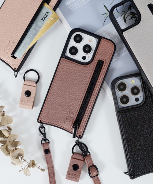 NANO universe（ナノユニバース）の「iPhone15 iPhone15Pro ナノユニバース [ストラップ＆ポケット]（スマホケース/カバー・レディース・ブラック/ブラウン/グレー/ベージュ・iPhone 15/iPhone 15 Pro）」の4枚目の写真