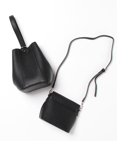 PICCIN（ピッチン）の「マルチウェイポシェット付きバッグ（ショルダーバッグ・レディース・ベージュ/ブラック・FREE）」の3枚目の写真