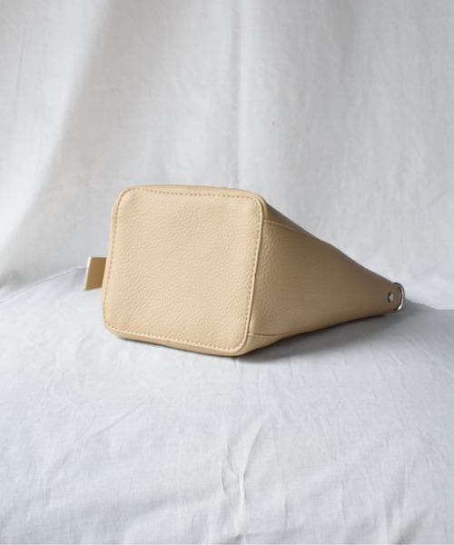 PICCIN（ピッチン）の「マルチウェイポシェット付きバッグ（ショルダーバッグ・レディース・ベージュ/ブラック・FREE）」の14枚目の写真