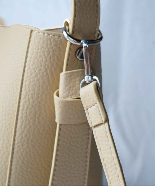 PICCIN（ピッチン）の「マルチウェイポシェット付きバッグ（ショルダーバッグ・レディース・ベージュ/ブラック・FREE）」の20枚目の写真