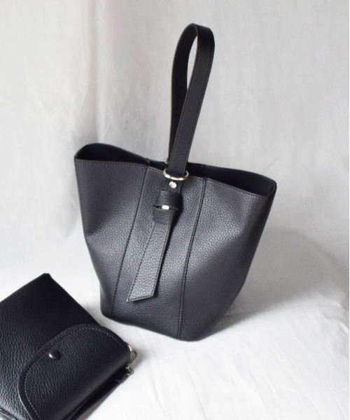 PICCIN（ピッチン）の「マルチウェイポシェット付きバッグ（ショルダーバッグ・レディース・ベージュ/ブラック・FREE）」の7枚目の写真