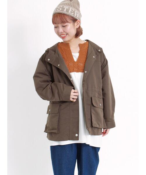 Samansa Mos2（サマンサ モスモス）の「ツイルマウンテンパーカー（ノーカラージャケット・レディース・ブルー/ダークブラウン/レッド/ベージュ/カーキ・F）」の2枚目の写真