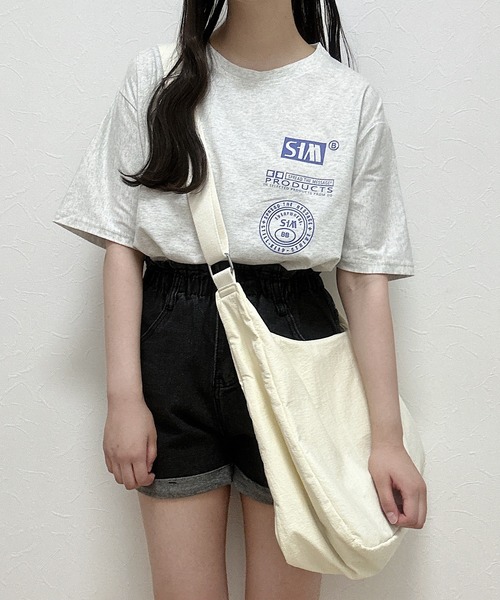 Cham.(チャム)の「ウエストゴムデニムショートパンツ(デニムパンツ・レディース・ブルー/ブラック/オフホワイト・F/S/M)」の5枚目の写真