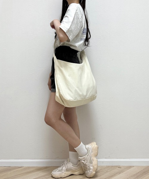 Cham.(チャム)の「ウエストゴムデニムショートパンツ(デニムパンツ・レディース・ブルー/ブラック/オフホワイト・F/S/M)」の7枚目の写真